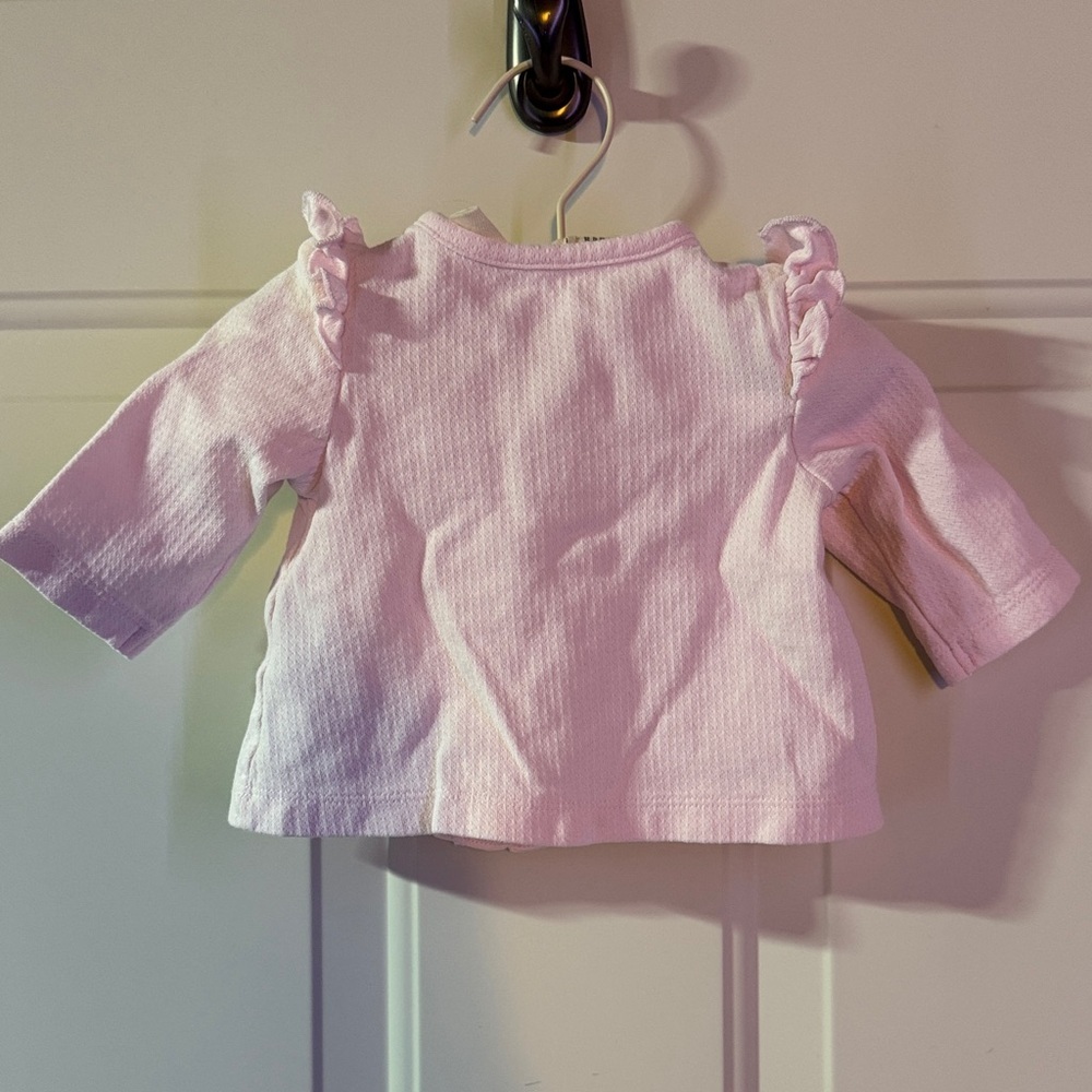 Baby Girl Pink 2 piece set with Floral Embroidery - Picture 6 of 12